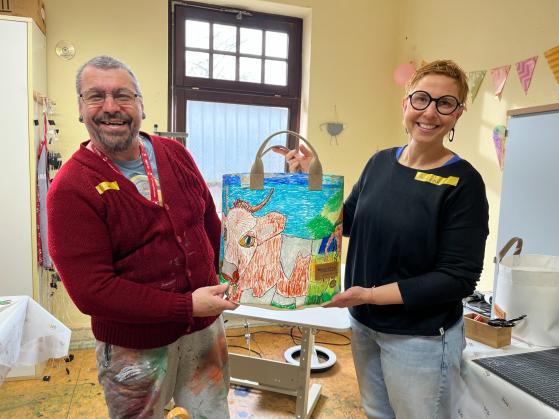 Künstler Uwe Rindfleisch und Packesel-Gründerin Susanne Fischer